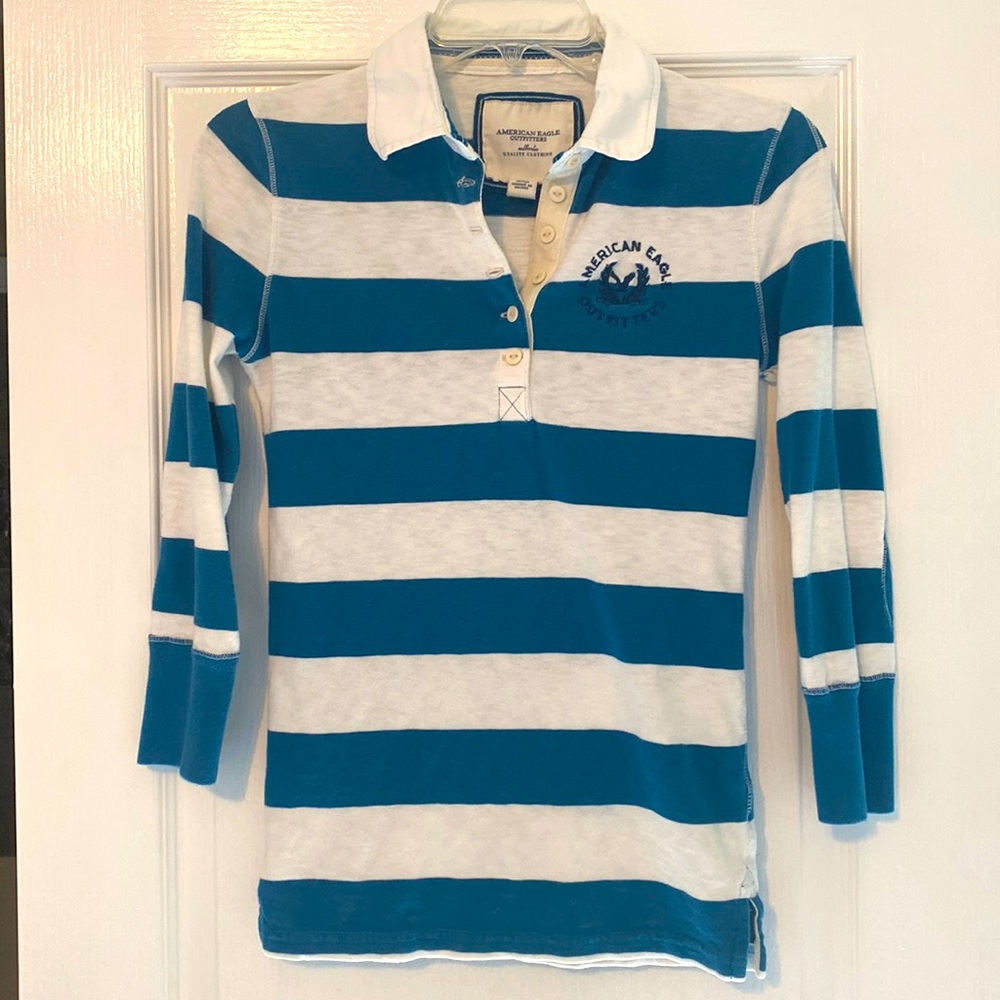 Vintage Y2K American Eagle collared pullover henley. Small